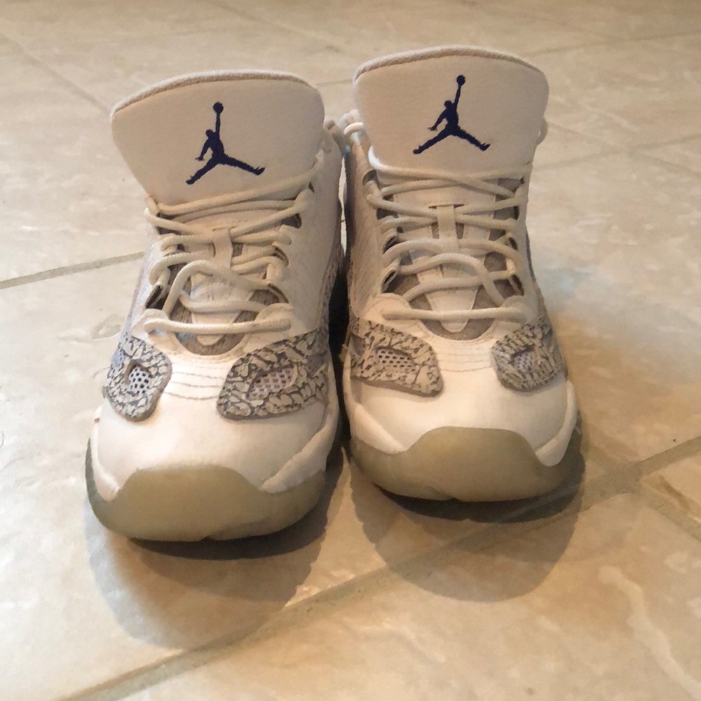 2014 Snake skins